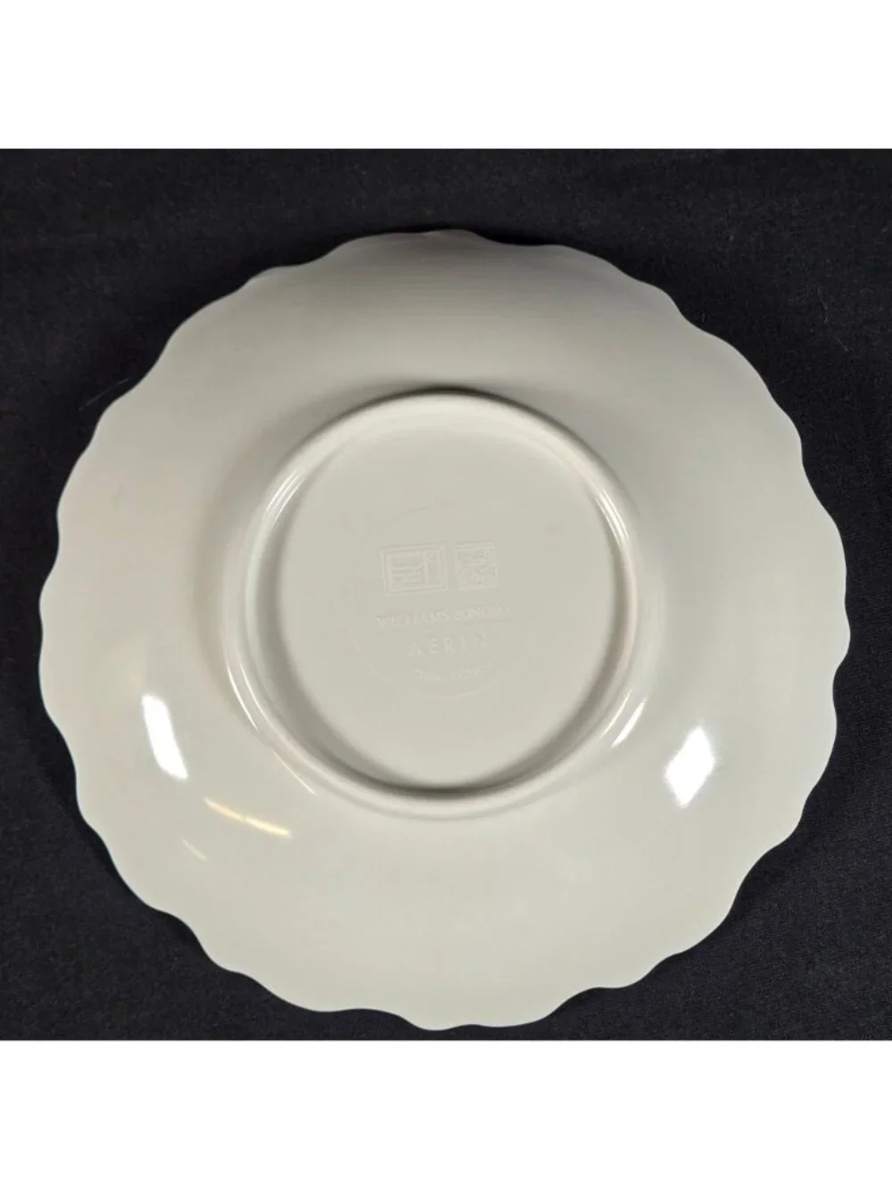 Williams Sonoma Aerin Fairfield Blue Floral Scalloped Melamine Dip Bowl 5.5